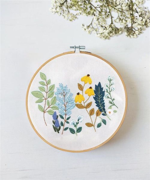 Beginner Embroidery Kit Embroidery Kit Floral embroidery design